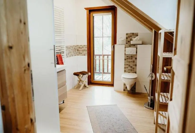 Talo 1 Makuuhuone, Naturtraum Georgshöhe