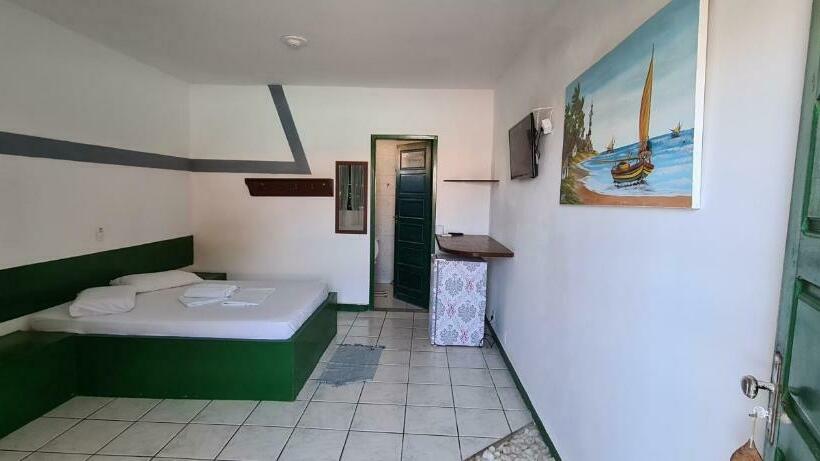 스탠다드 트리플 룸, Pousada Club De Poças