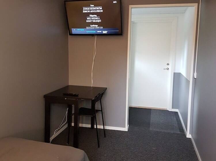 اتاق استاندارد یک تخته با سرویس بهداشتی مشترک, Vandrarhem Uppsala Portalgatan