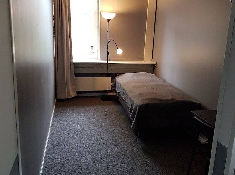 غرفة قياسية فردية حمام مشترك, Vandrarhem Uppsala   Portalgatan