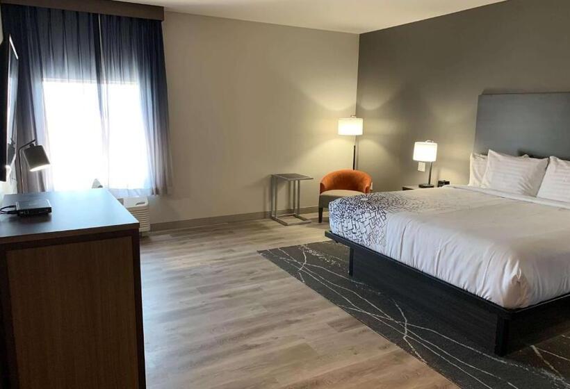 Номер Стандарт Кровать Кинг Адаптированный для Инвалидов, La Quinta Inn & Suites By Wyndham Holbrook Petrified Forest