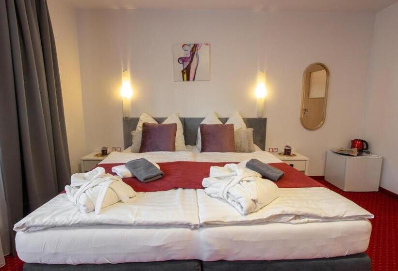 חדר דלוקס, Wellness & Restaurant U Fandy