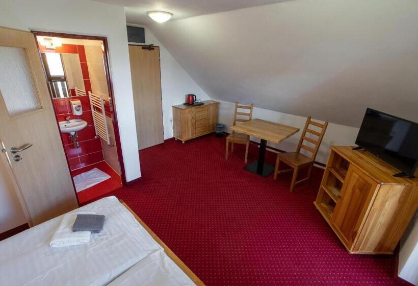 Standard room with outdoor bath, Wellness & Restaurant U Fandy