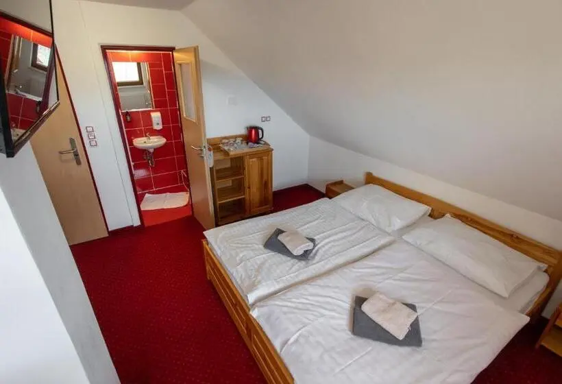 Standard room with outdoor bath, Wellness & Restaurant U Fandy