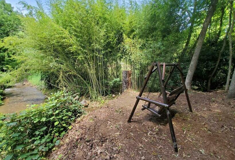 Дом 1 Спальня, Cute Cottage Above The Creek Farmhouse