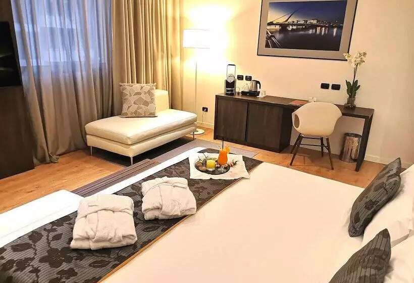ジュニアスイート, Aemilia Hotel Bologna