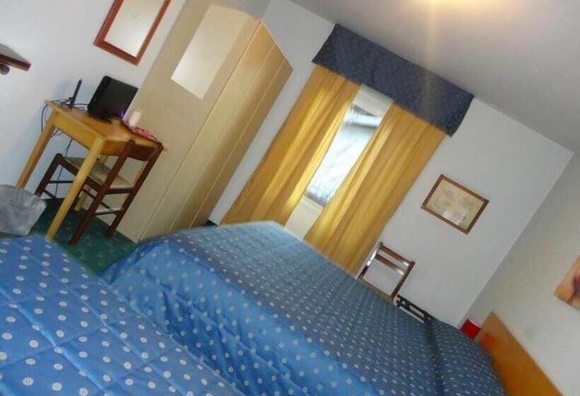 חדר סטנדרט, Albergo Centrale