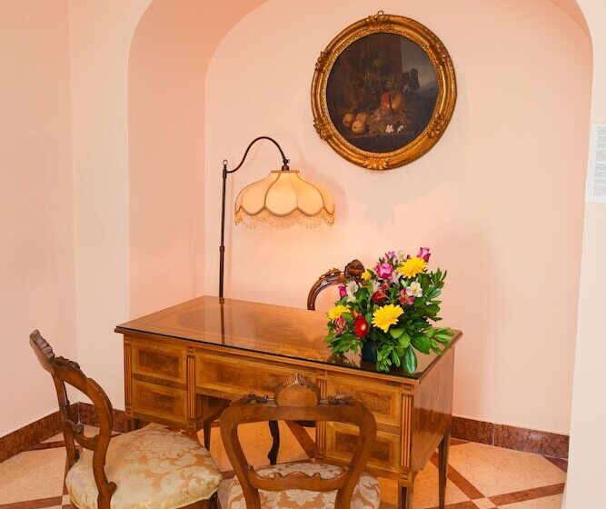 주니어 스위트, Antiche Mura