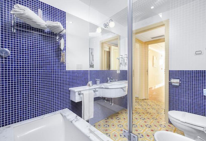 발코니 디럭스 룸, Antiche Mura