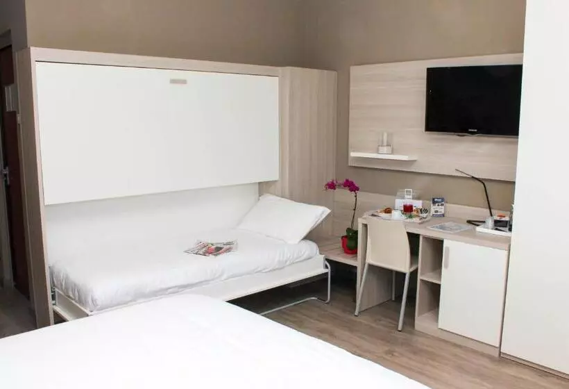 スタンダードトリプルルーム, Best Quality Hotel La Darsena