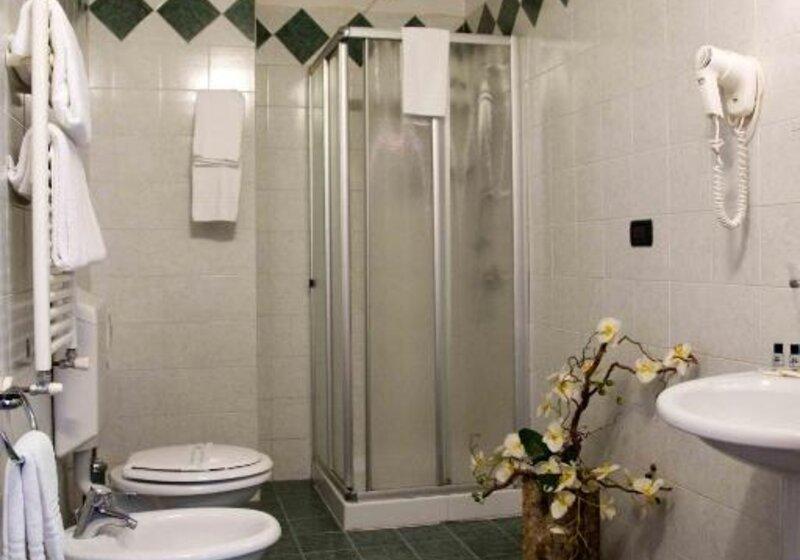 חדר סטנדרט לשלושה, Best Quality Hotel La Darsena