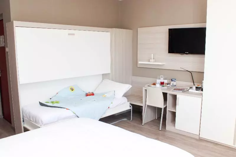 スタンダードトリプルルーム, Best Quality Hotel La Darsena