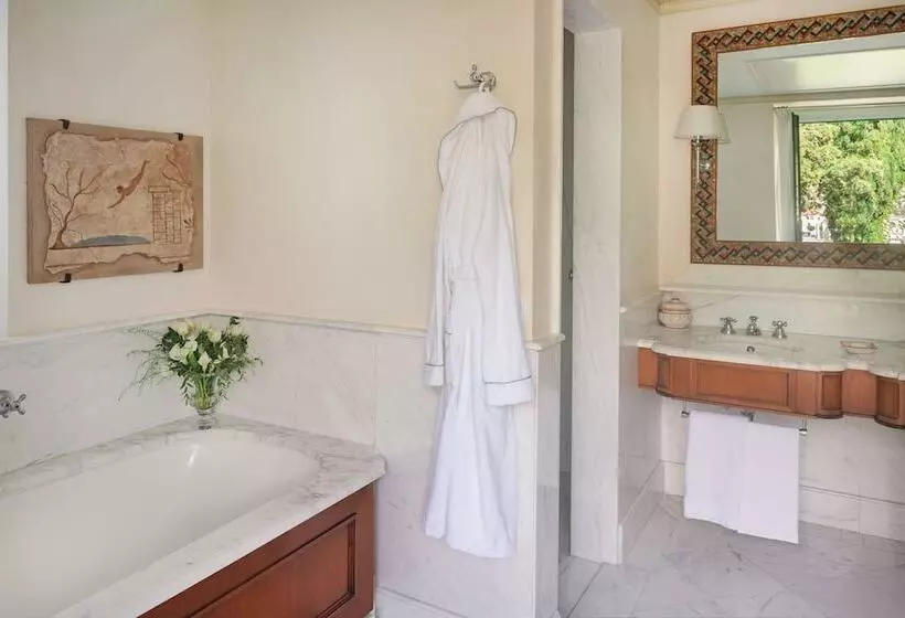 Deluxe Suite Sea View, Caruso, A Belmond Hotel, Amalfi Coast