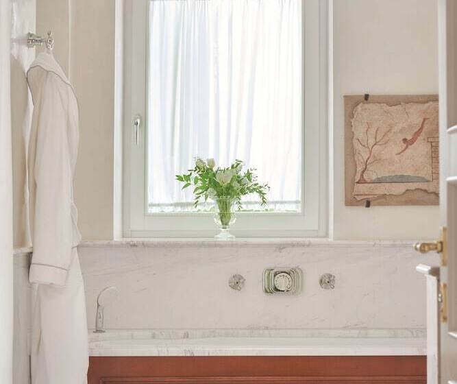 带海景的复工套房, Caruso, A Belmond Hotel, Amalfi Coast