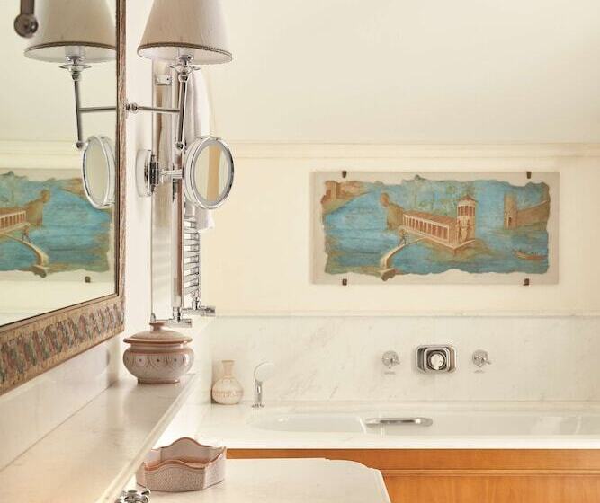 Номер Deluxe Вид на Море с Балконом, Caruso, A Belmond Hotel, Amalfi Coast