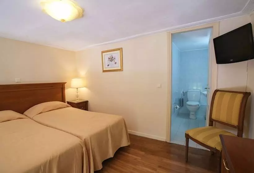 Chambre Familiale, Cavalieri