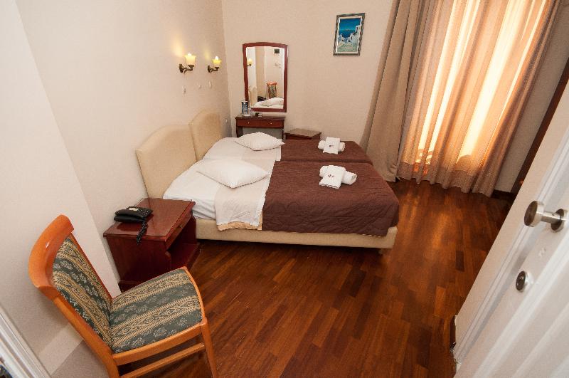 Chambre Standard, Cecil