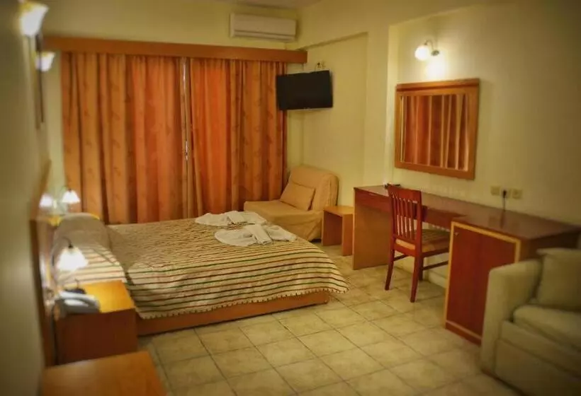 اتاق استاندارد یک نفره, Corfu Hellinis