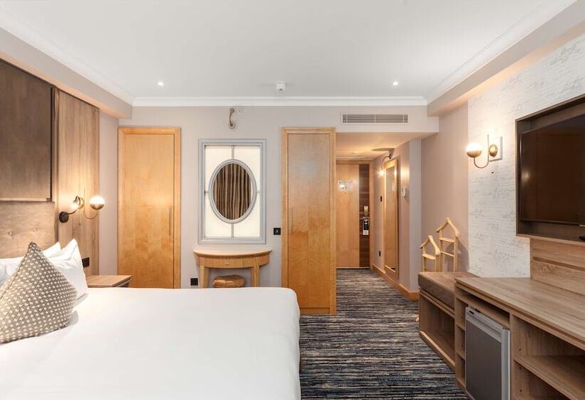 Superior Room, Courthouse Hotel London