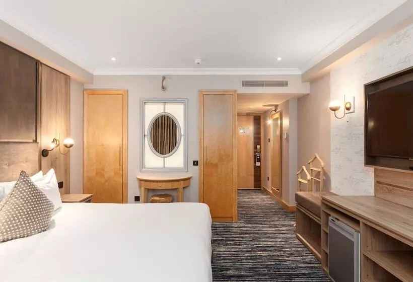 スーペリアールーム, Courthouse Hotel London