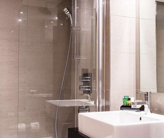 Superior Room, Courthouse Hotel London