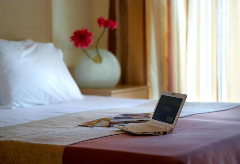Номер Стандарт, Eurohotel Katrin Hotel & Bungalows
