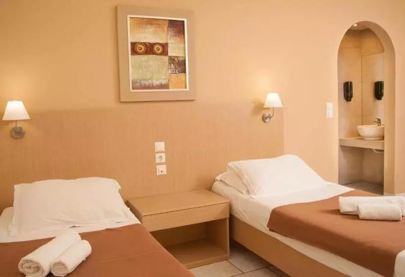 Perhehuone, Eurohotel Katrin Hotel & Bungalows