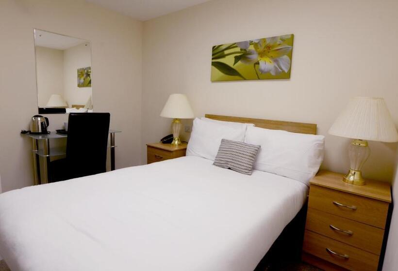 基本间, Grand Hotel Gosforth Park