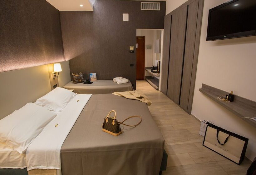 Triple Room Sea View, Hermitage