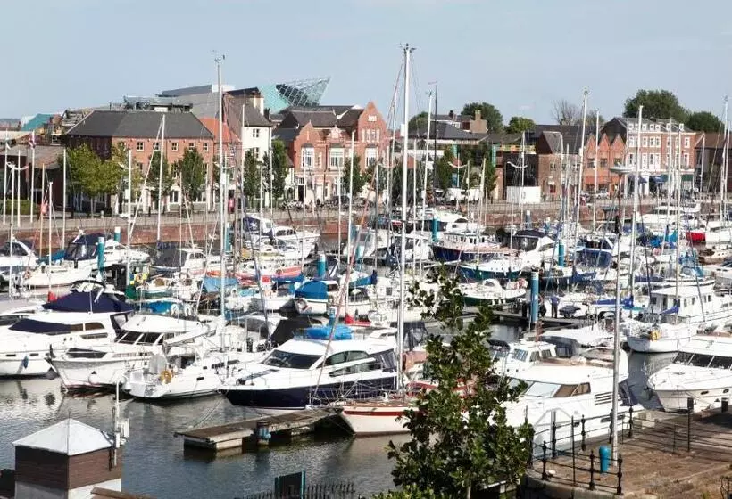 シングルデラックスルーム, Holiday Inn Hull Marina, An Ihg