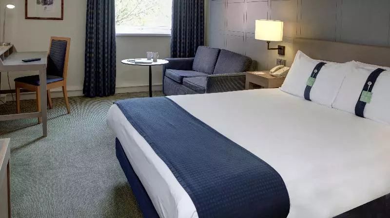 クイーンサイズベッドのスタンダードルーム, Holiday Inn Hull Marina, An Ihg