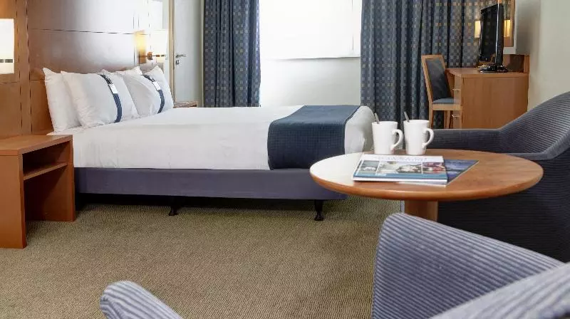 クイーンサイズベッドのスタンダードルーム, Holiday Inn Hull Marina, An Ihg