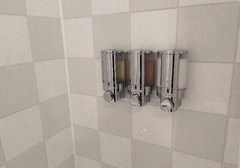 غرفة قياسية لذوى الاحتياجات الخاصة, Holiday Inn Hull Marina, An Ihg