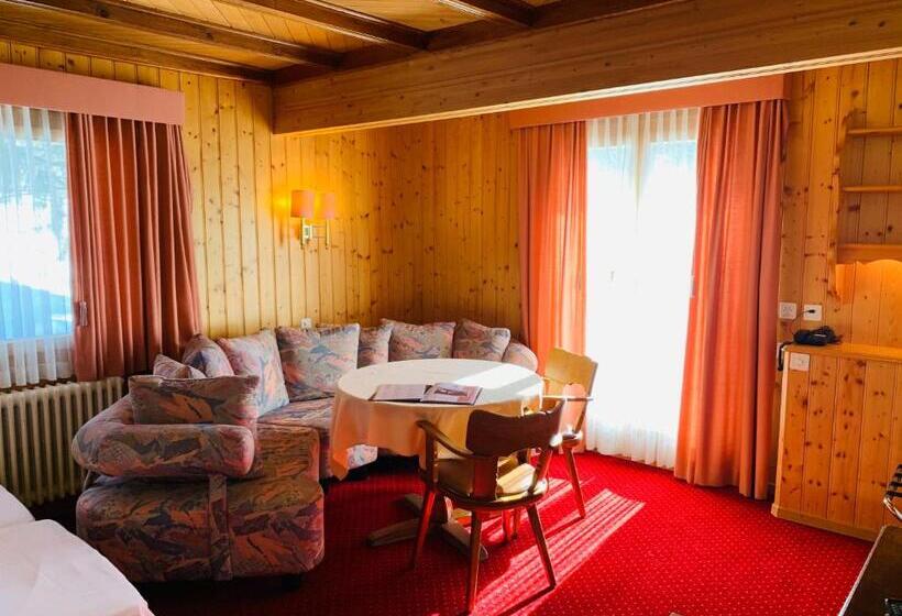 إستوديو قياسى, Hôtel Ecureuil Villars