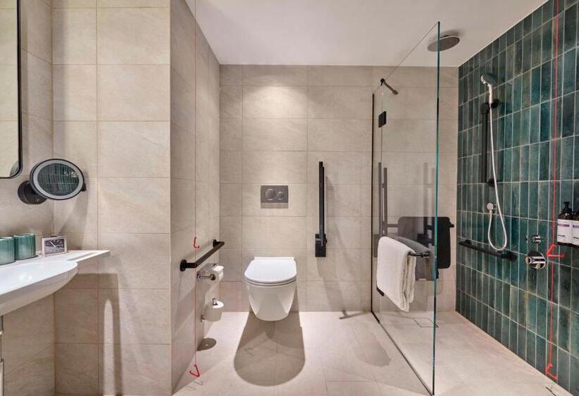 Номер Стандарт Кровать Кинг Адаптированный для Инвалидов, Hyatt Regency London Blackfriars