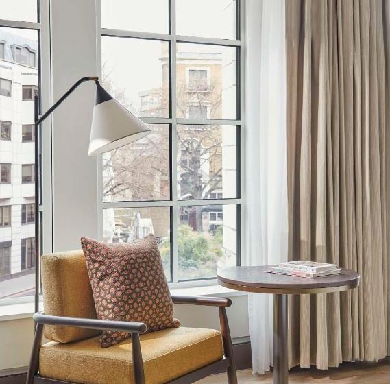סוויטה, Hyatt Regency London Blackfriars