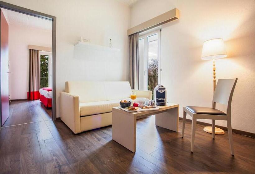 جناح عائلي, La Longeraie