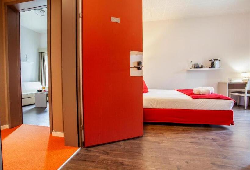 جناح عائلي, La Longeraie