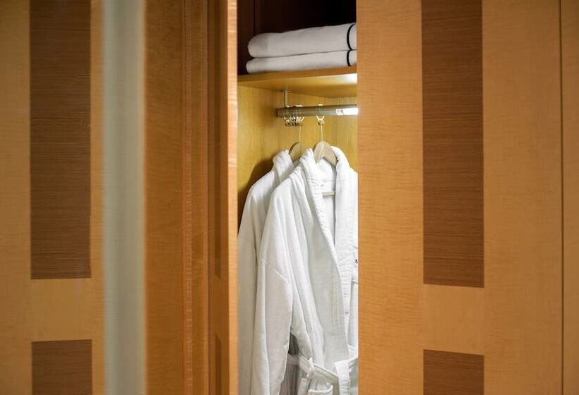 스탠다드 룸, Melia Athens