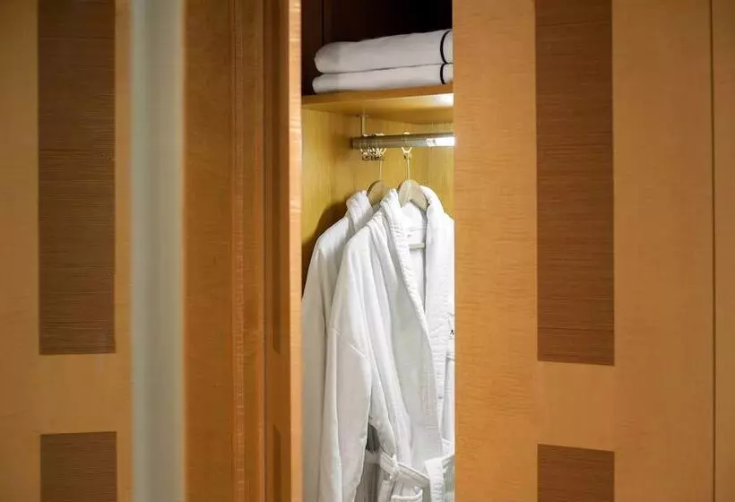 اتاق استاندارد, Melia Athens