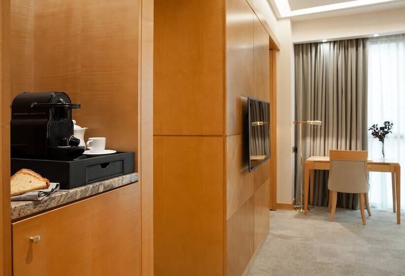 标准间, Melia Athens