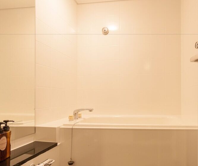 带观景的标准间, Okinawa Kariyushi Beach Resort Ocean Spa