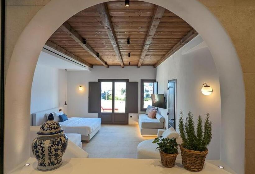 جناح سوبيريور مطل علي البحر, Pelican Bay