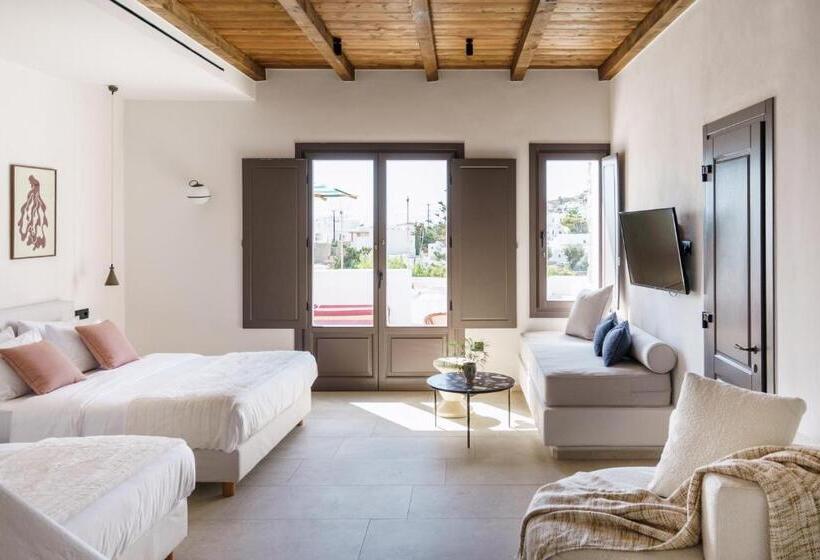 جناح سوبيريور مطل علي البحر, Pelican Bay