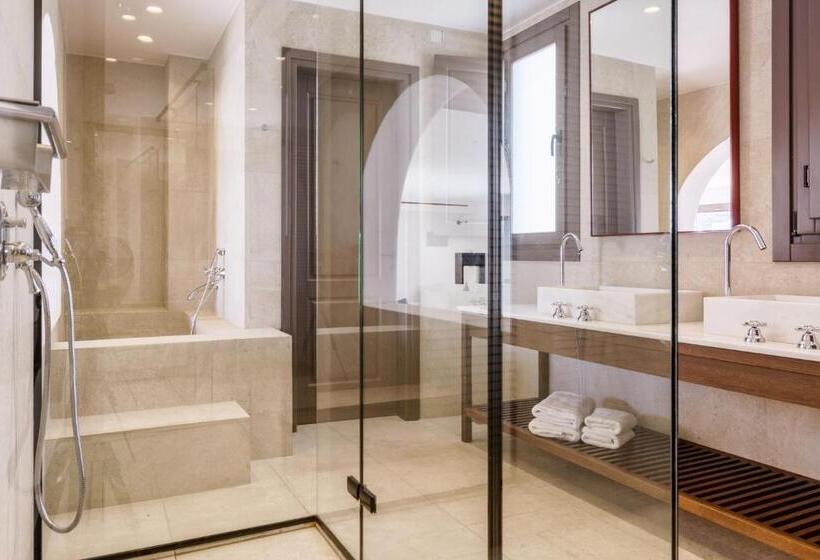 جناح سوبيريور مطل علي البحر, Pelican Bay