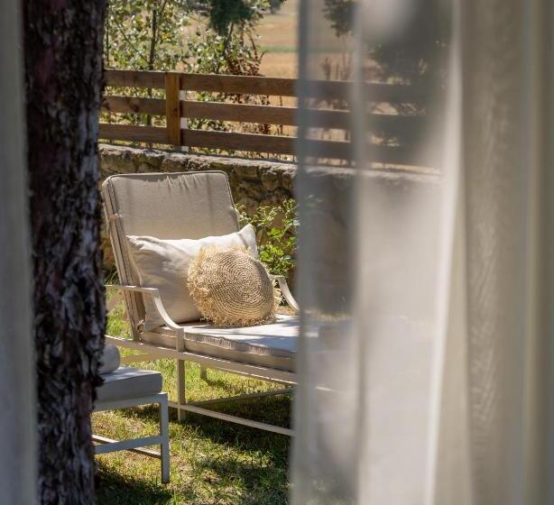 חדר דופלקס, Petrino Eco Village