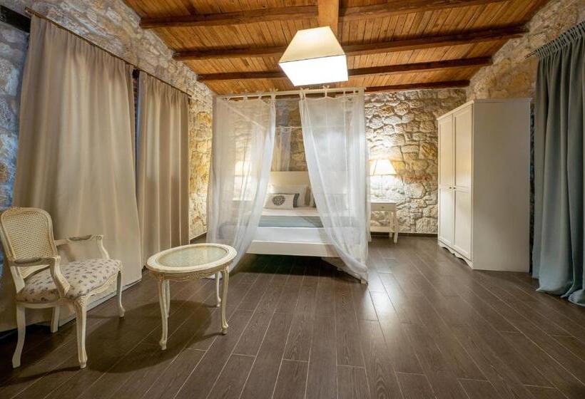 סוויטת ג'וניור, Petrino Eco Village