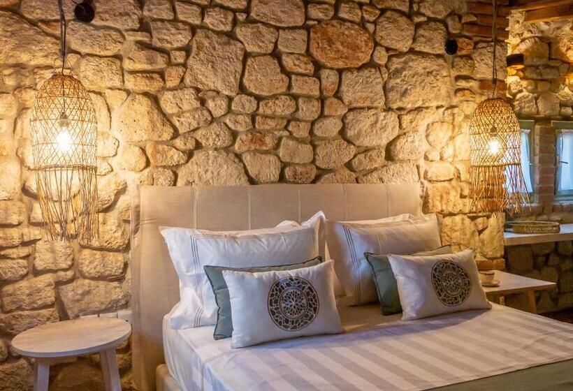 חדר סופריור, Petrino Eco Village