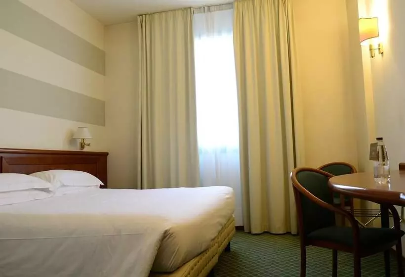 スタンダードルーム, Phi Hotel Emilia