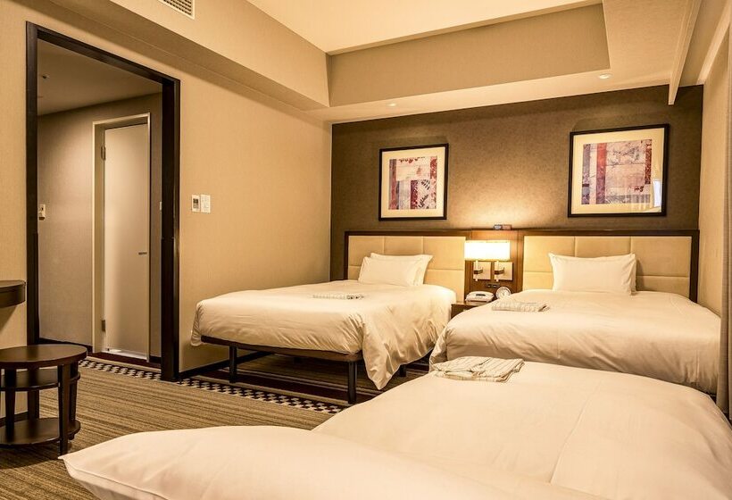 غرفة قياسية ثلاثية, Sunroute Plaza Shinjuku